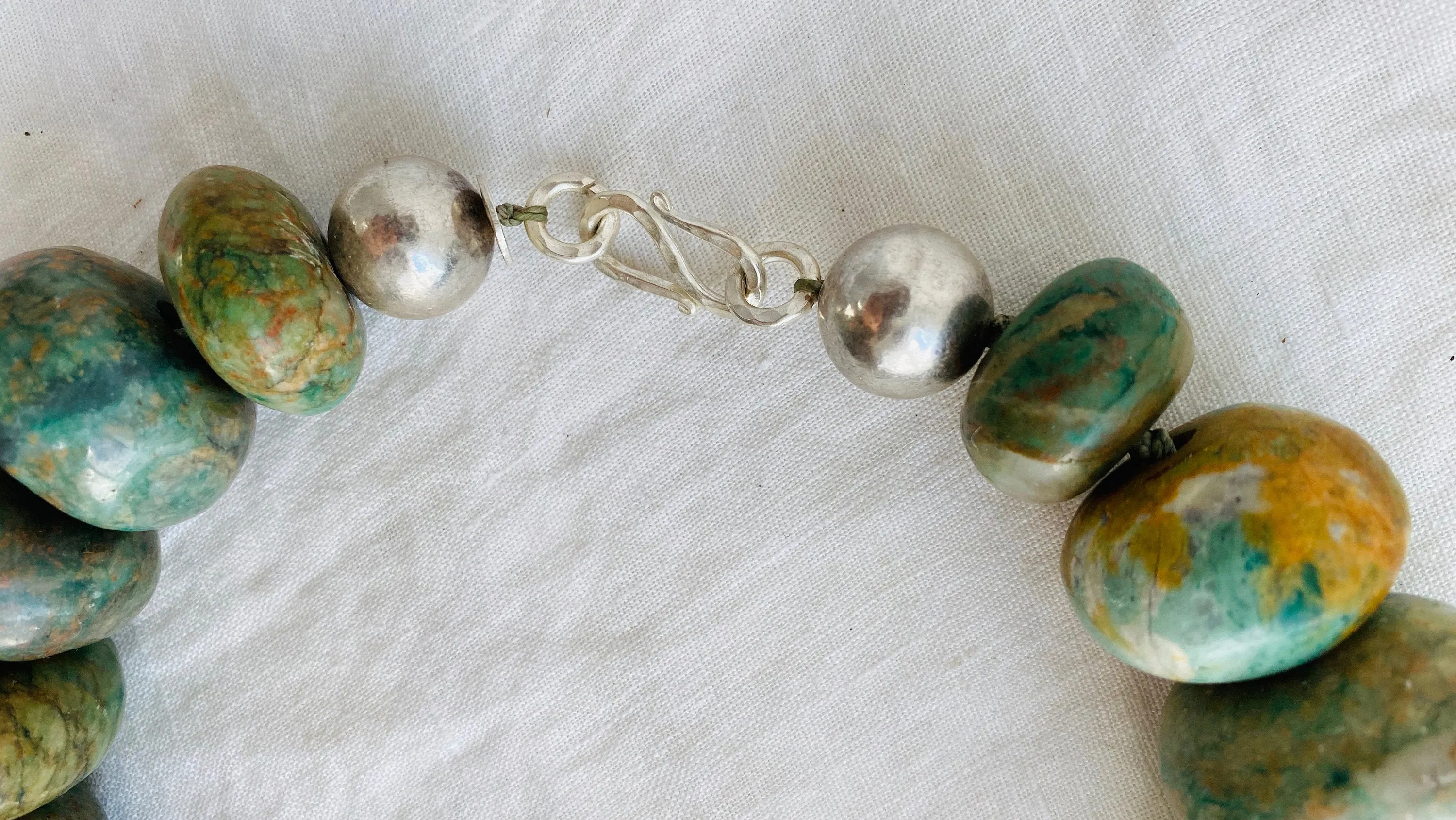 Guatemalita Jade Necklace. Sterling Silver.