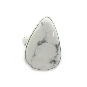 Indu Howlite Gemstone Gypsy Ring