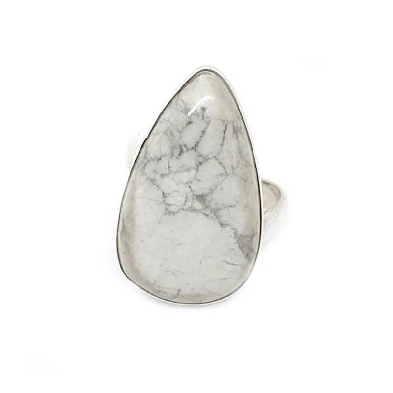 Indu Howlite Gemstone Gypsy Ring