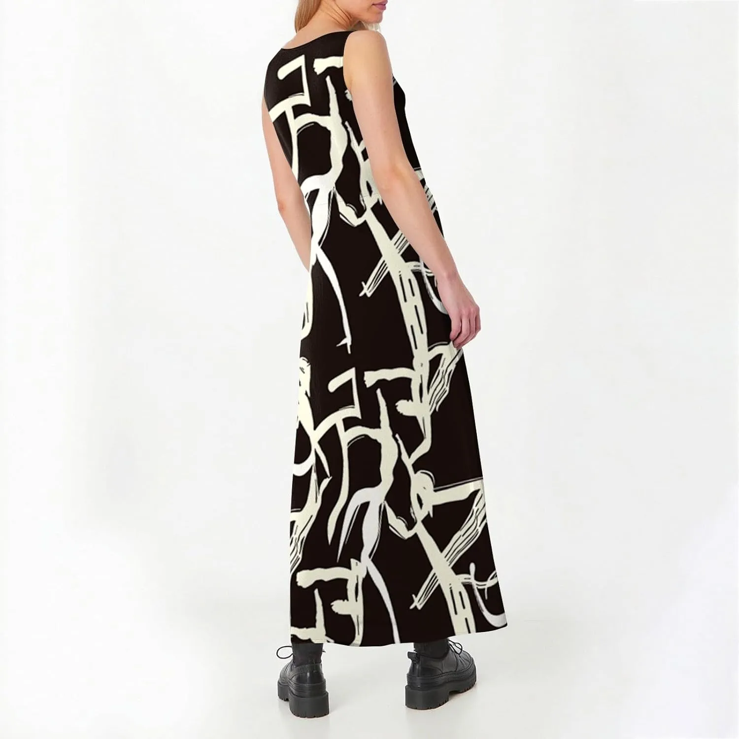 Summer Dresses for Women 2025 Casual Crew Neck Sleeveless Maxi Dress Loose Flowy Floral Beach Sundress with Pockets