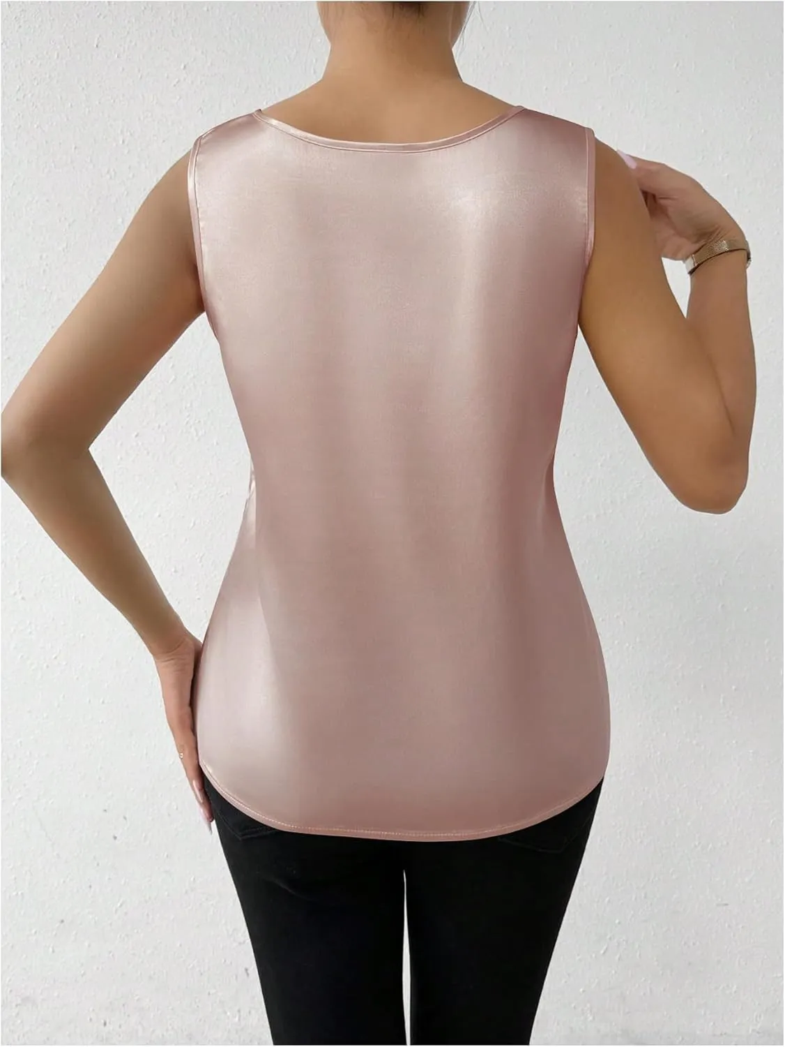 SweatyRocks Women's Satin Contrast Lace Crew Neck Sleeveless Blouse Appliques Summer Tank Tops