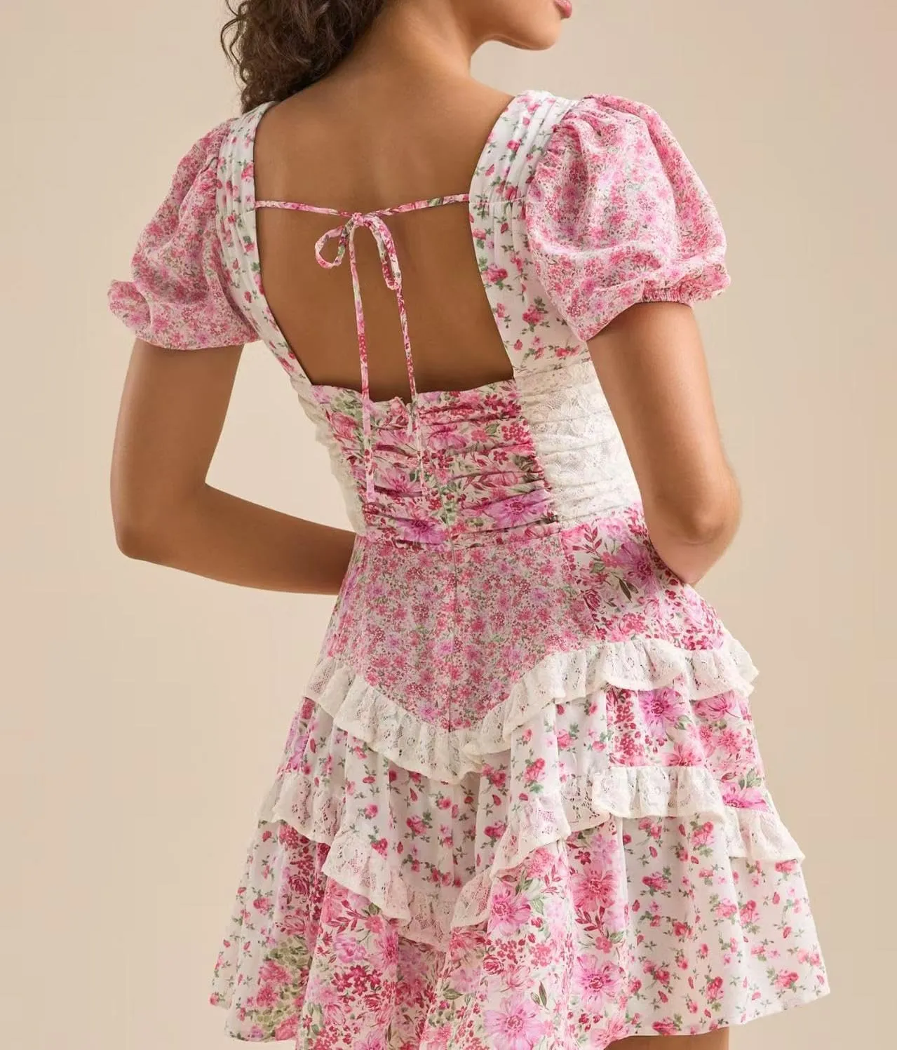 Women's Floral Ruffle Tiered Mini Dress V Neck Puff Sleeve Backless Short Dresses Boho Smocked Layered Swing Dress